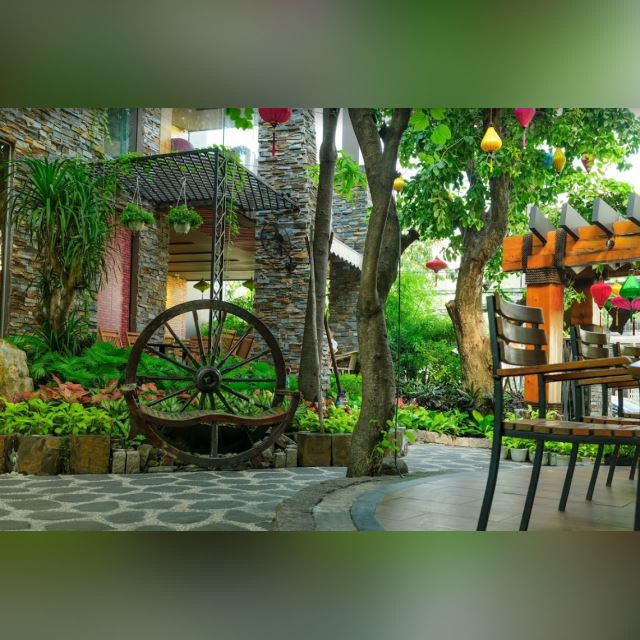 Cafe Sân Vườn Miền Thảo Mộc