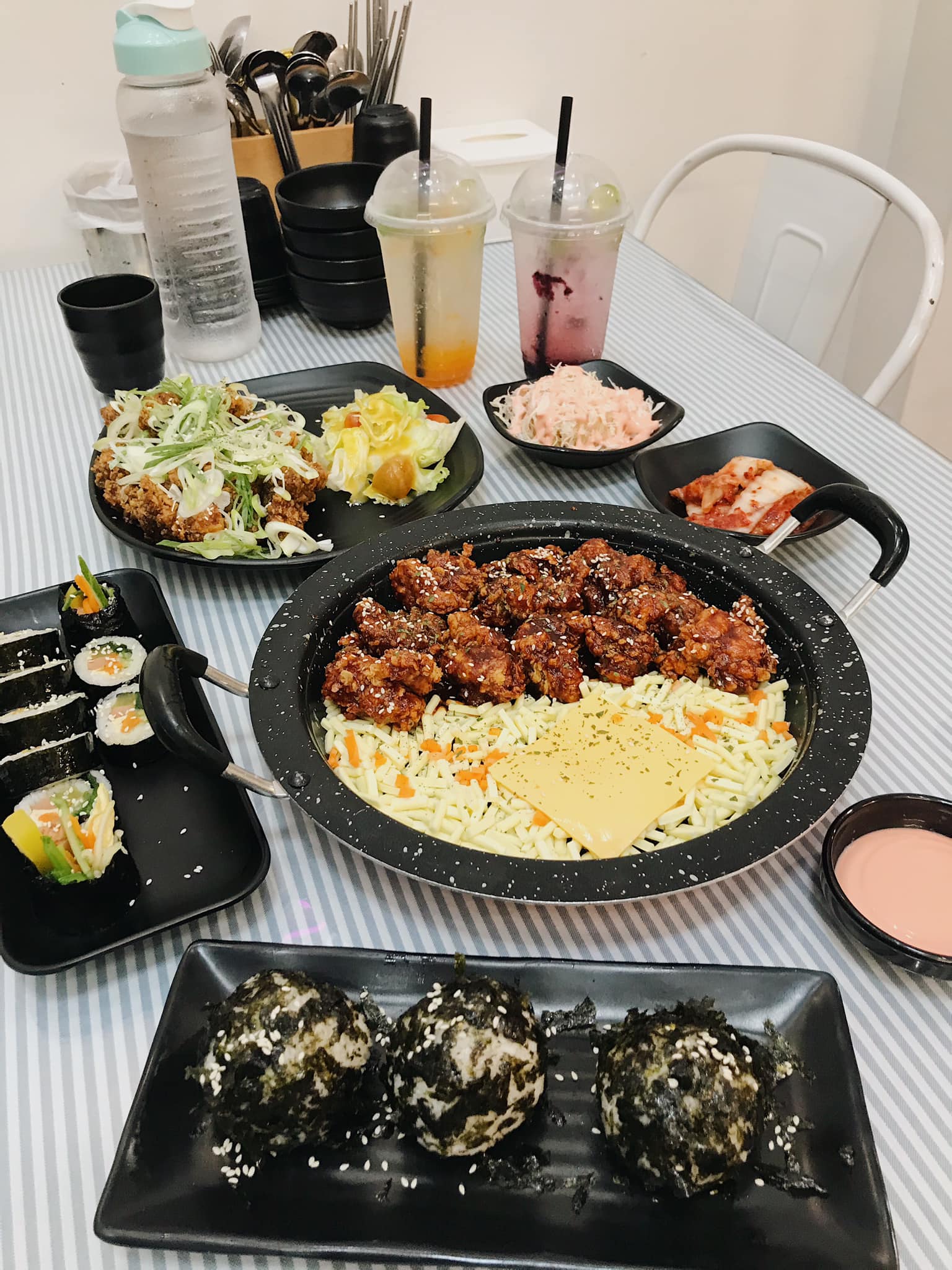 Kokoria Hàn Quốc - Tín đồ món Hàn nhìn những món ăn này thì ngất ngây con gà tây thôi