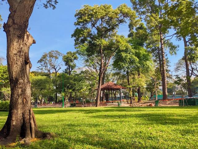 Công viên Lê Văn Tám quận 1
