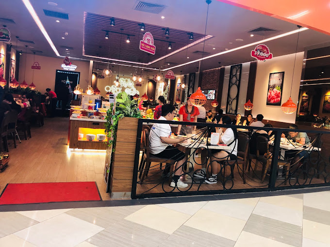 Hotpot Story toạ lạc tại Tầng 6, TTTM Vạn Hạnh Mall với không gian ấm cúng