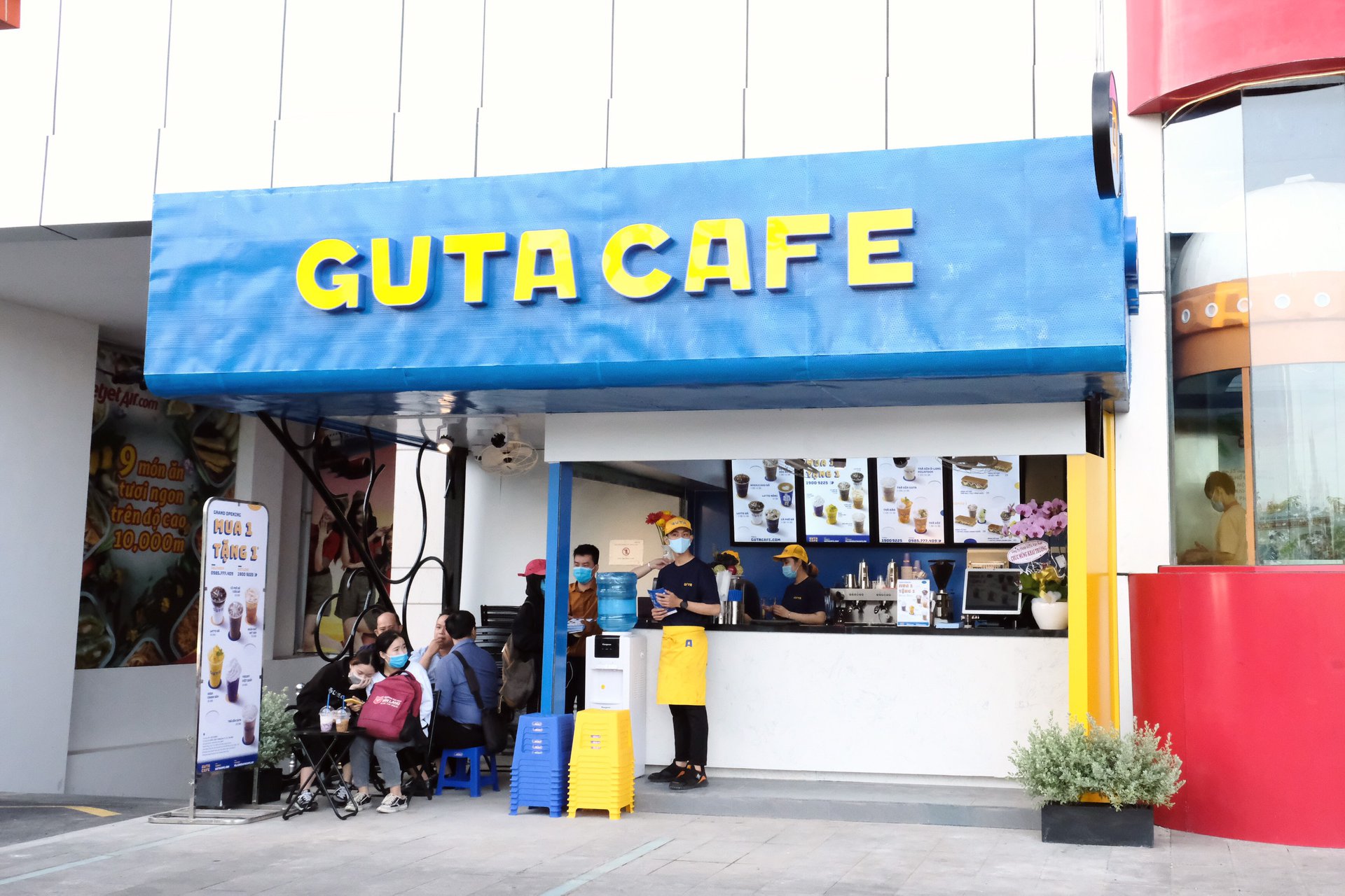 View mặt tiền quán Guta Coffee 