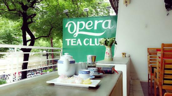 Nhiều đồ uống thơm ngon và giá cả hợp lý cho sinh viên tại Opera Tea Club 