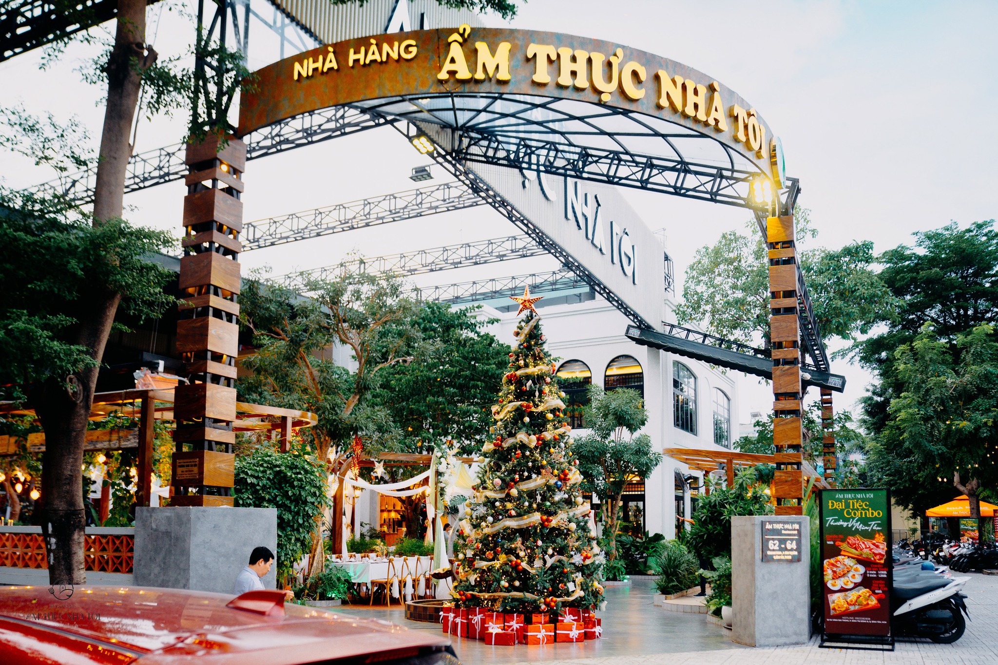 Review Ẩm Thực Nhà Tôi – quán ăn sân vườn khu Tên Lửa nổi tiếng