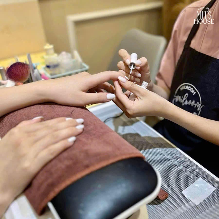 Nail Room - Mit's House nơi làm nail đẹp chuẩn Hàn Quốc 