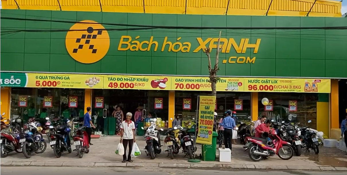 Siêu thị Bách hoá Xanh 234 Hoàng Hoa Thám, Quận Bình Thạnh là nơi mua sắm tiện lợi cho người dân tại TPHCM