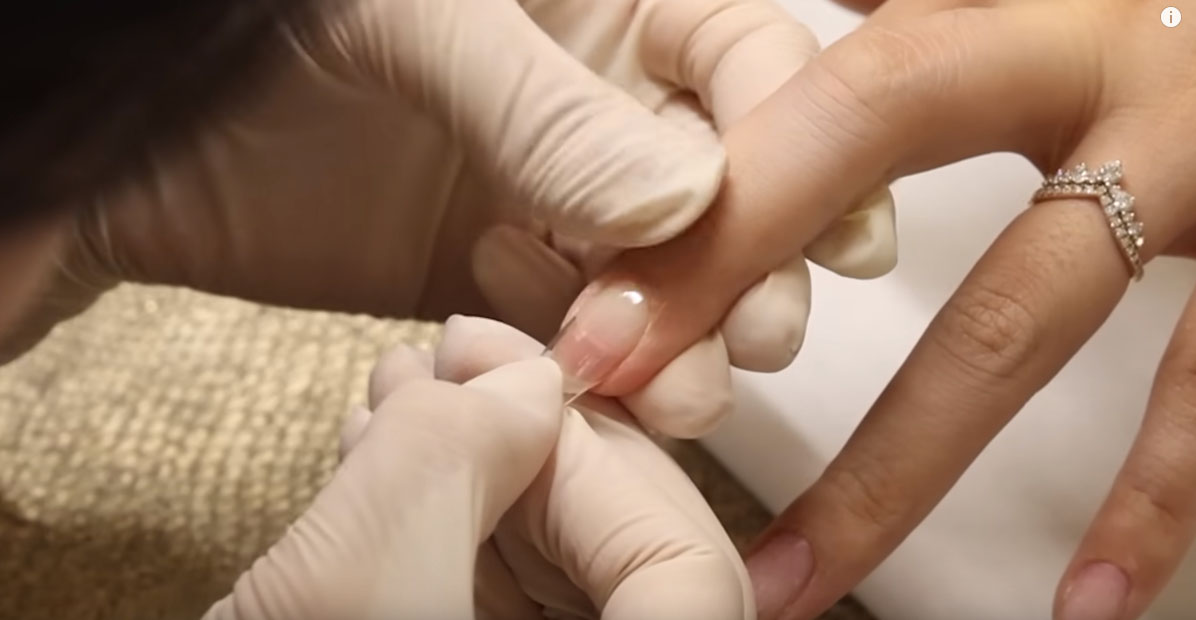 Zoe Beauty Nails Salon nổi tiếng là địa chỉ vẽ và làm móng đẹp, nổi tiếng tại TPHCM