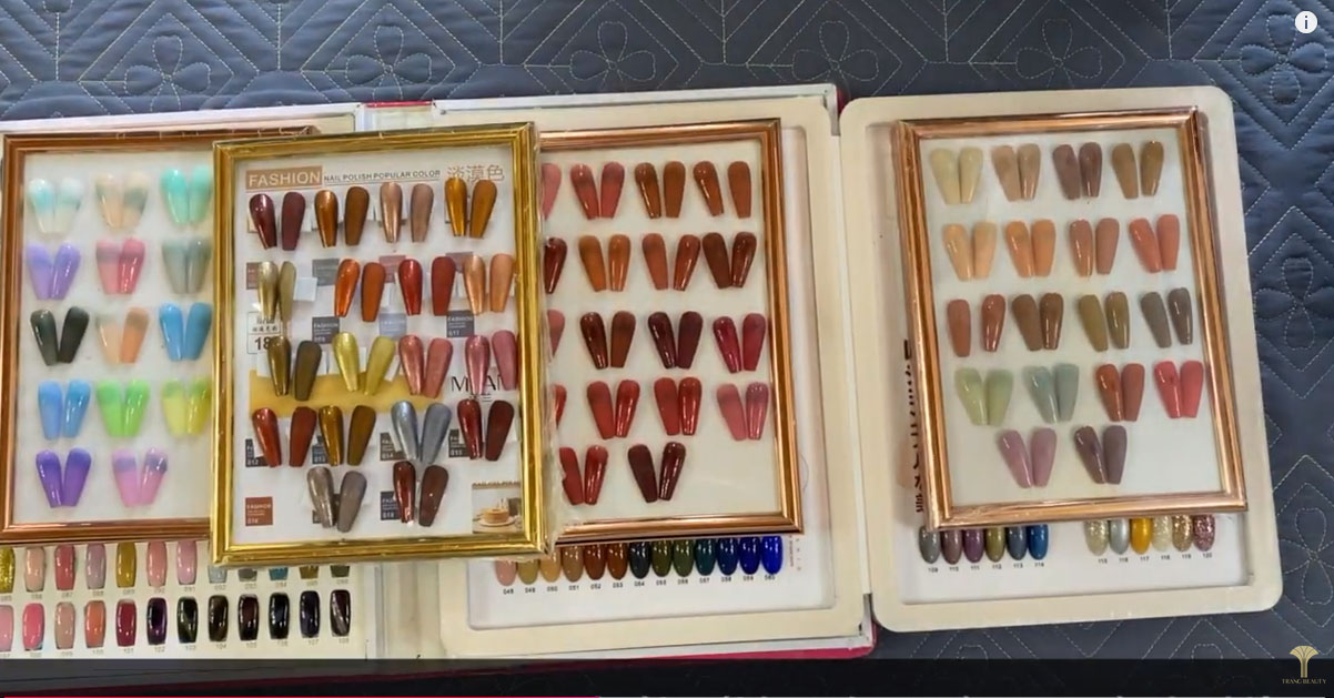 Tiệm nail có đầy đủ các loại làm móng cho chị em lựa chọn