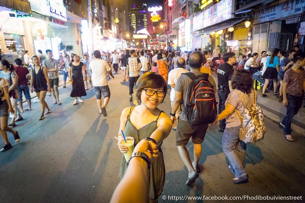 Phố Tây Bùi Viện là nơi hẹn hò lần đầu cực lãng mạn cho các cặp đôi