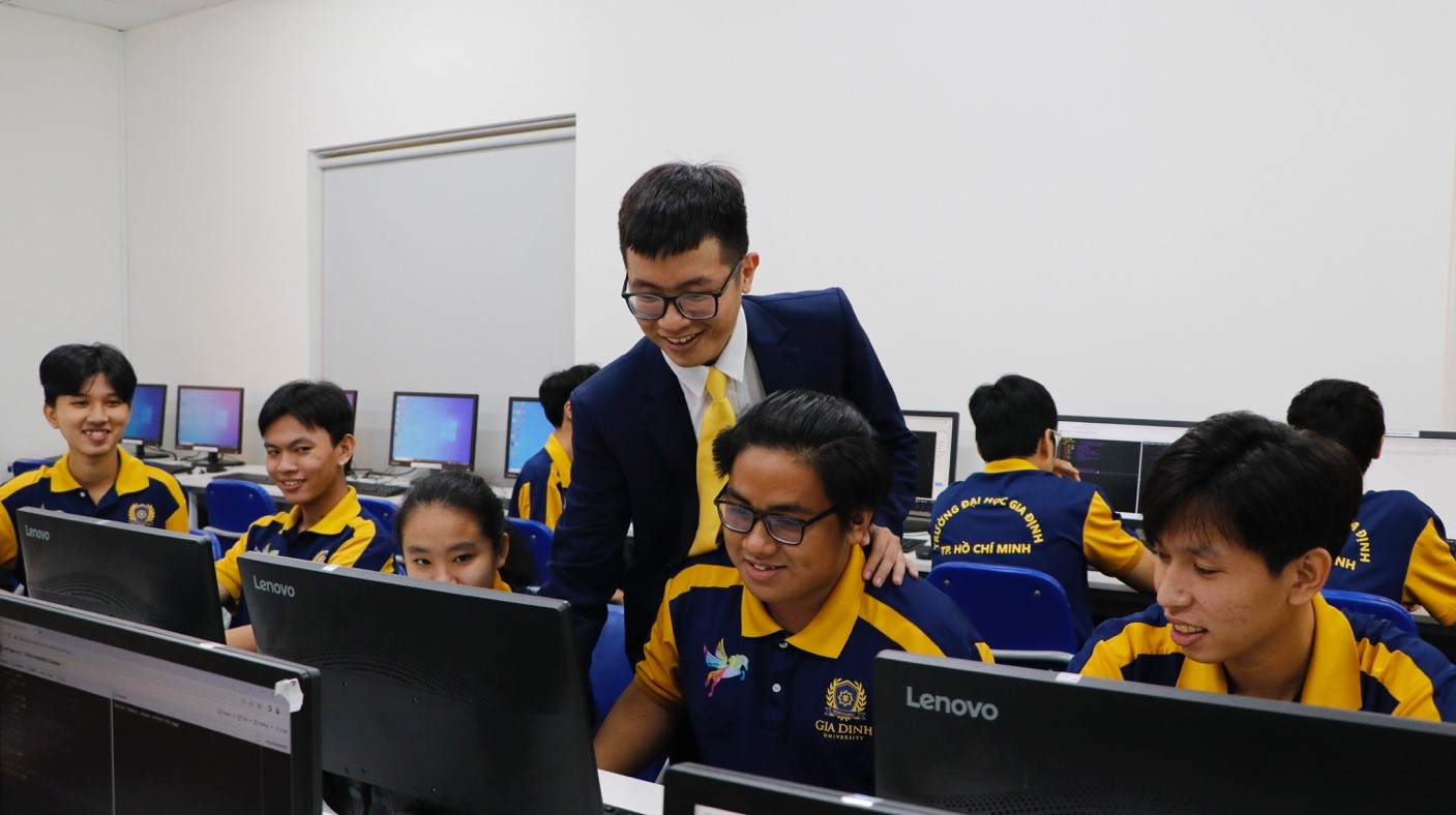 Đại học Gia Định là trường đào tạo tốt nhất về công nghệ thông tin