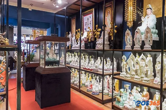 Siêu thị Phật giáo Zenflower Travel là một trong những siêu thị Phật giáo lớn nhất và nổi bật nhất tại TP HCM