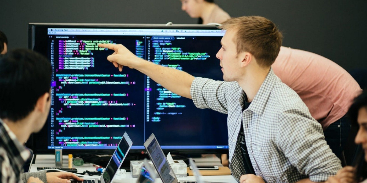 Trường Đại học Sài Gòn đào tạo nhiều kiến thức về công nghệ thông tin