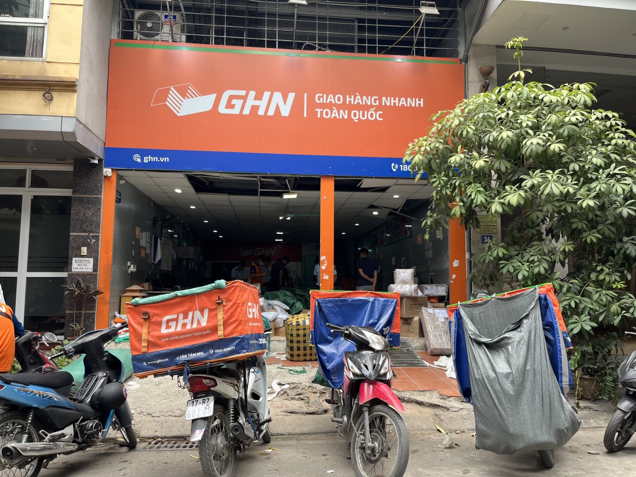 Giao Hàng Nhanh chuyên phục vụ nhu cầu vận chuyển hàng hoá chuyên nghiệp bằng xe máy