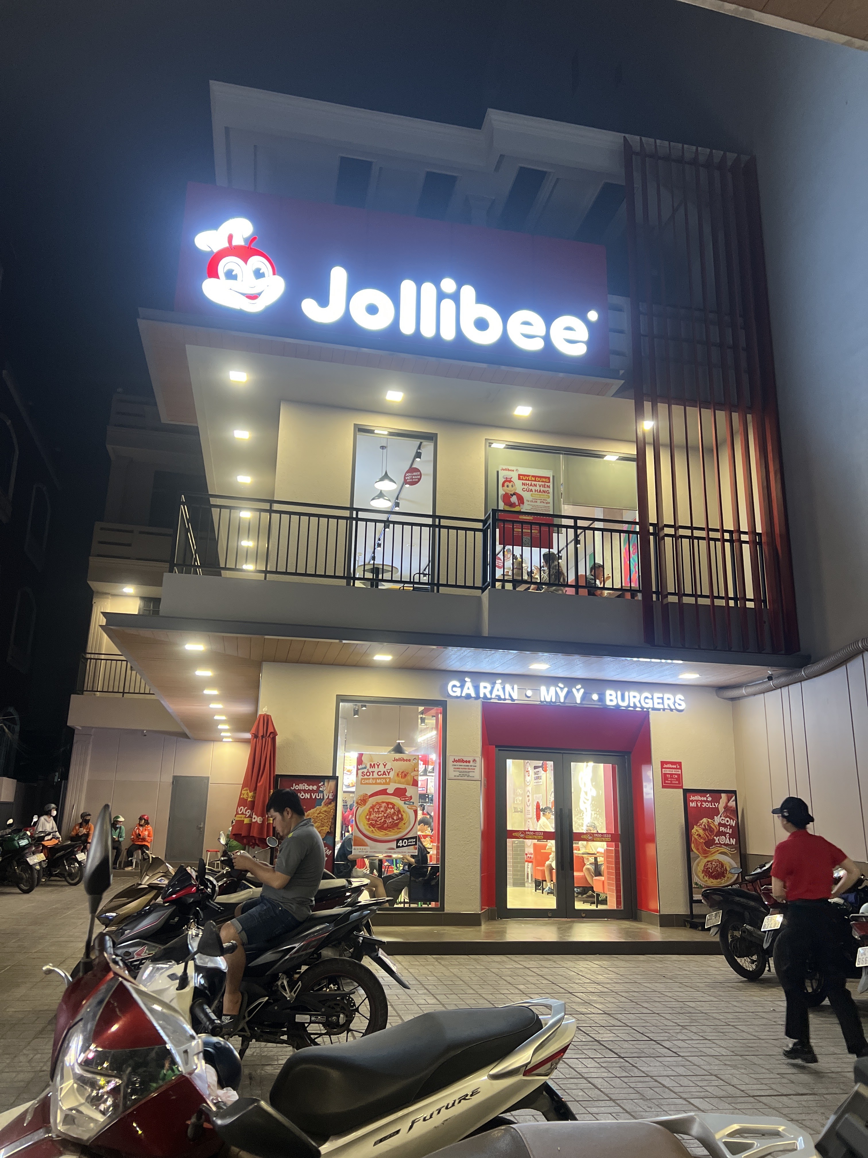 Jollibee Huỳnh Tấn Phát