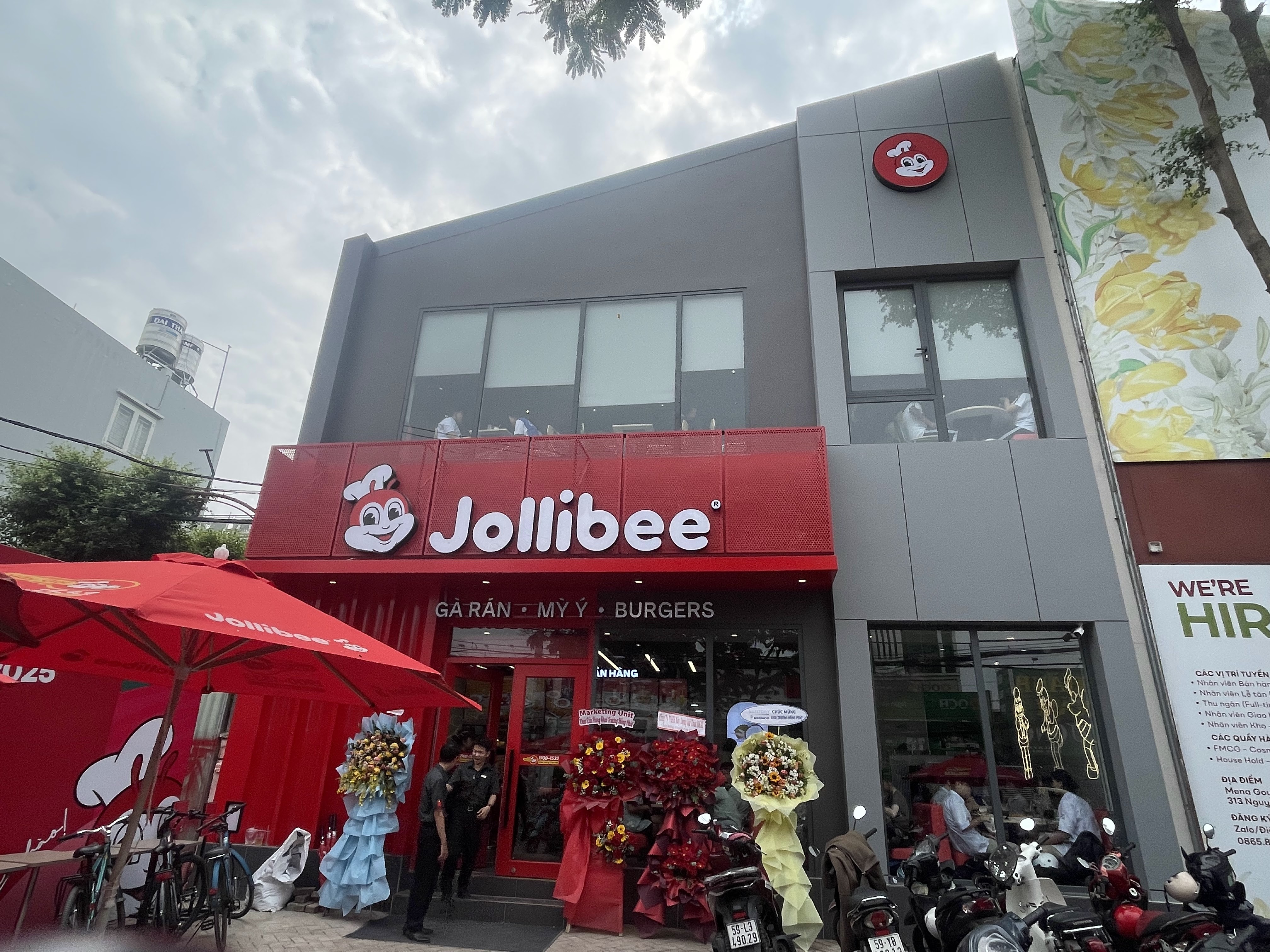 Jollibee Nguyễn Thị Thập